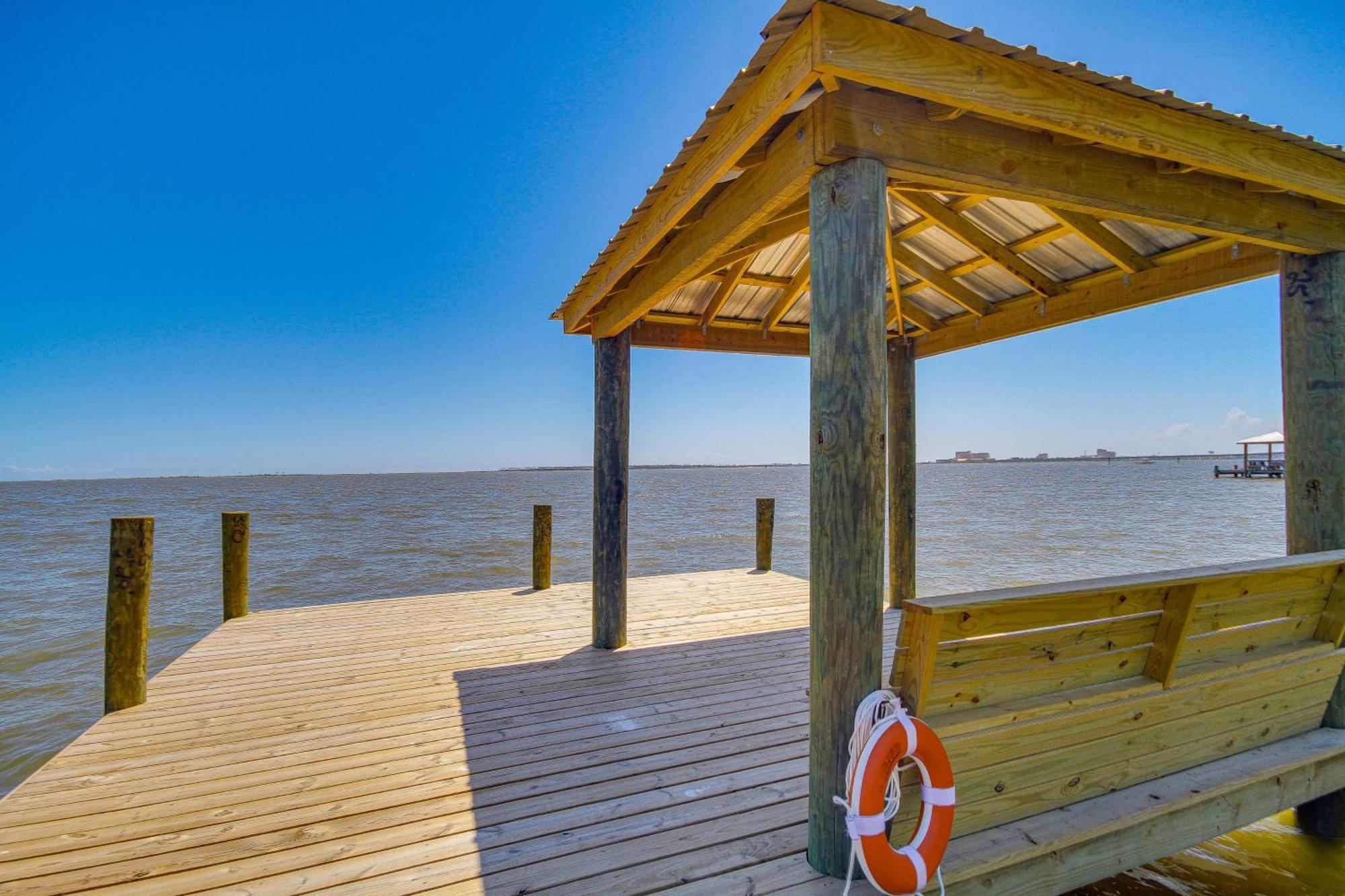 Historic Biloxi Bay Cottage With Beautiful View โอเชียนสปริงส์ ภายนอก รูปภาพ