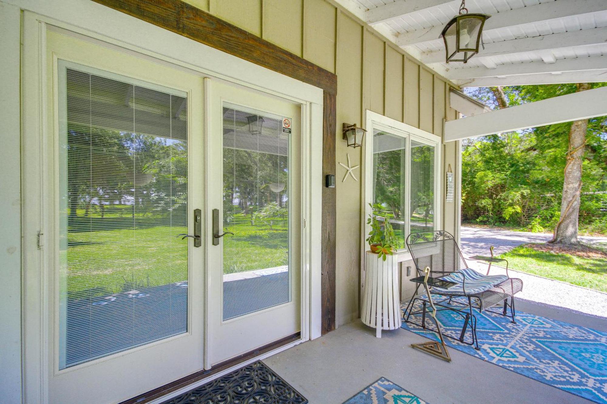 Historic Biloxi Bay Cottage With Beautiful View โอเชียนสปริงส์ ภายนอก รูปภาพ