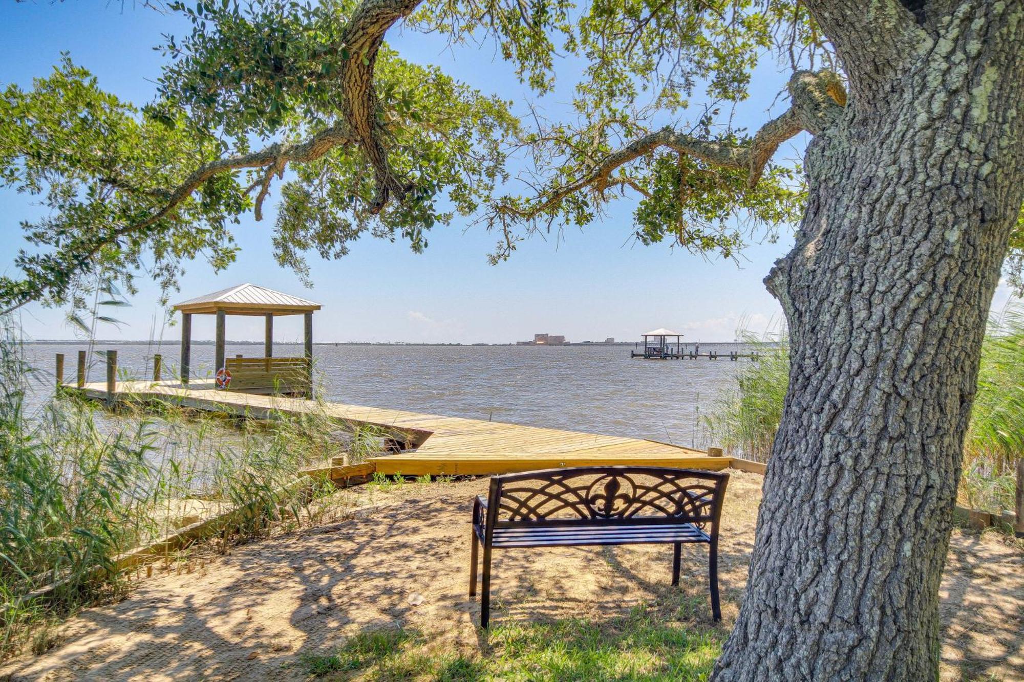 Historic Biloxi Bay Cottage With Beautiful View โอเชียนสปริงส์ ภายนอก รูปภาพ